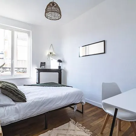Le Cosy - 2 Chambres - Hyper Centre Διαμέρισμα